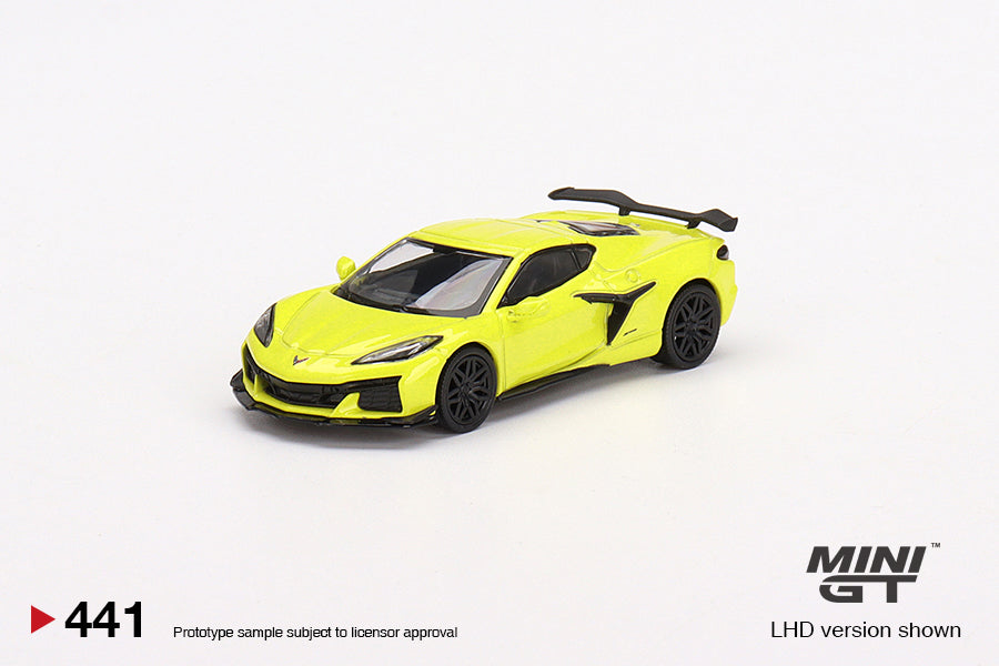 Mini GT Chevrolet Corvette Z06 2023 Accelerate Yellow (LHD) 1/64 Scale