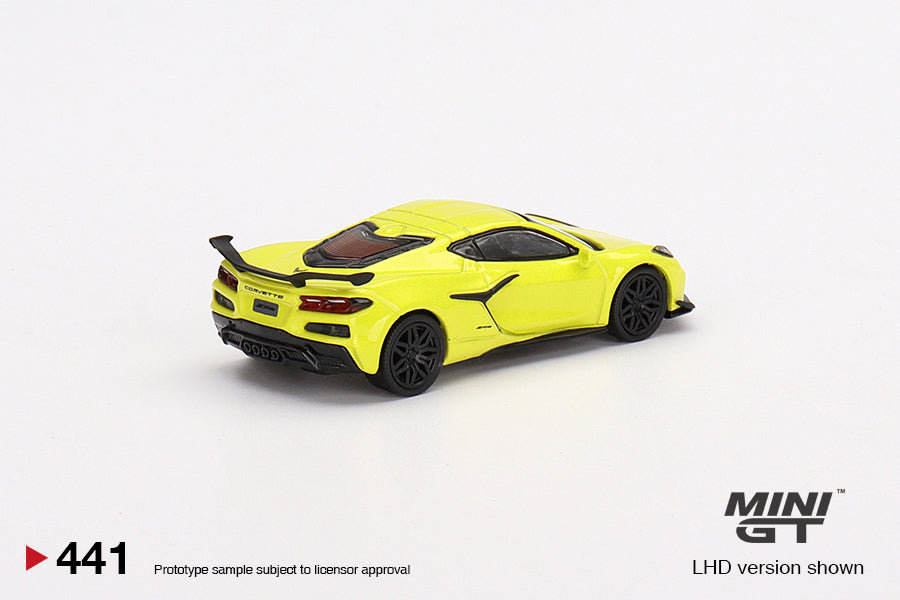 Mini GT Chevrolet Corvette Z06 2023 Accelerate Yellow (LHD) 1/64 Scale