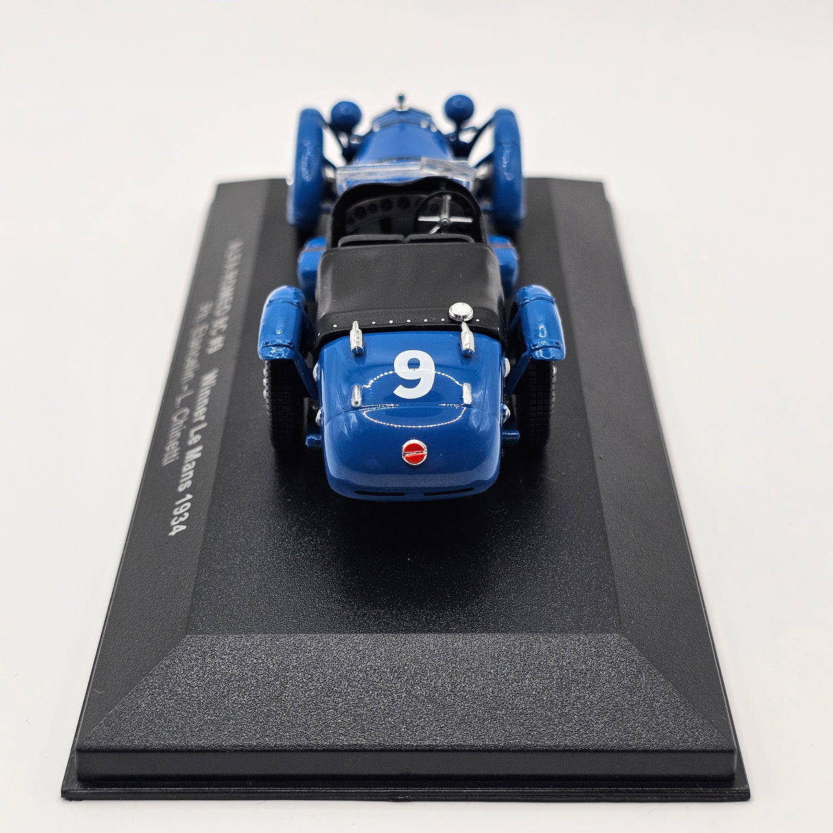 IXO Alfa Romeo 8C #9 Le Mans Winner 1934 1/43 Scale