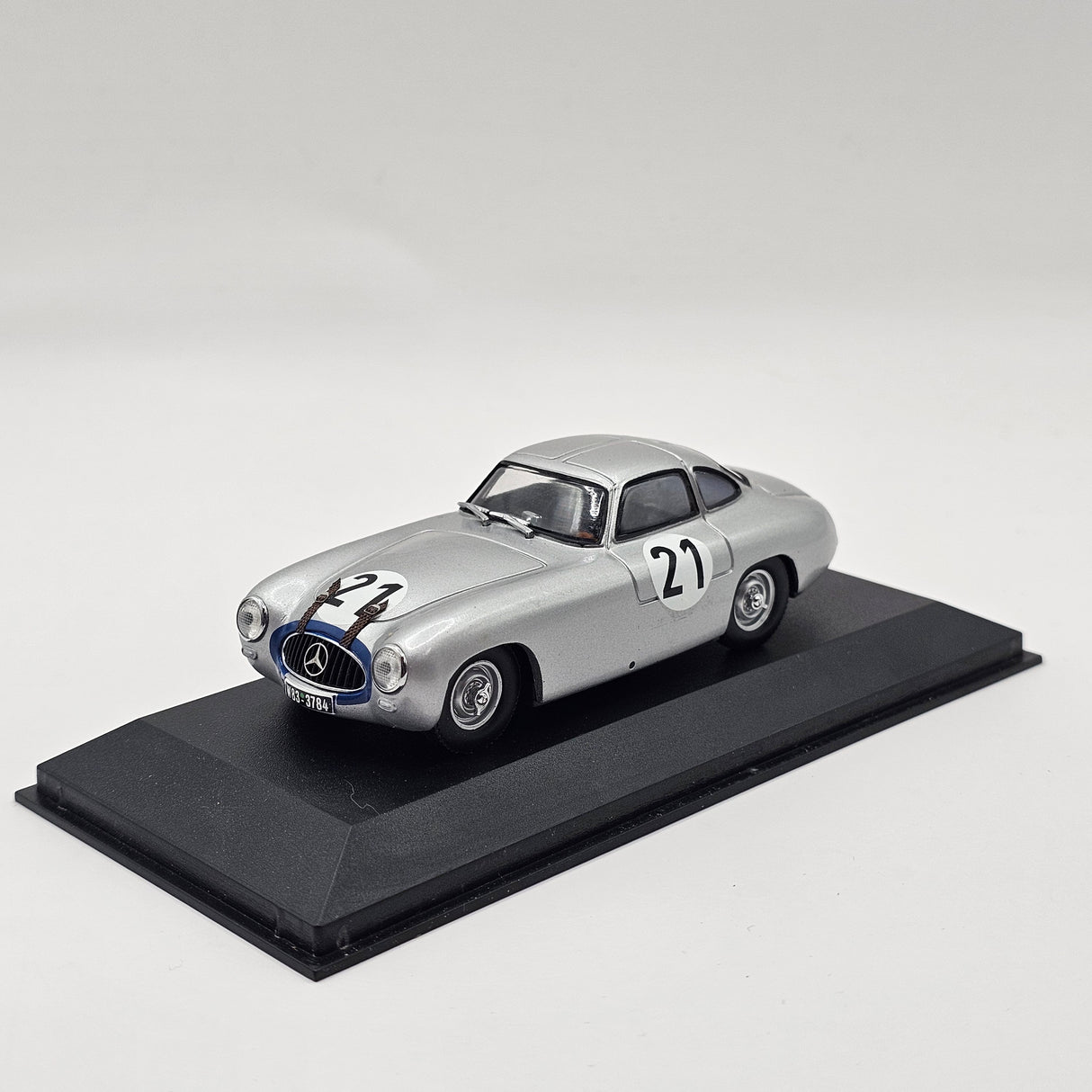 Max Models Mercedes Benz 300 SL #21 Le Mans Winner 1952 1/43 Scale