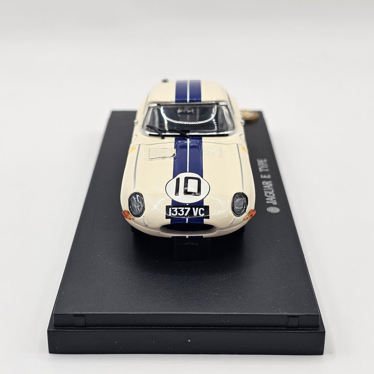 Kyosho Jaguar E-Type Coupe #10 Le Mans 1962 1/43 Scale