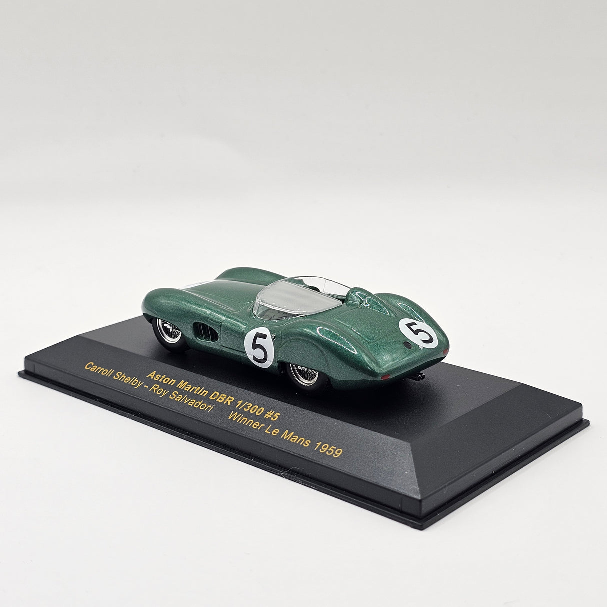 IXO Aston Martin DBR 1/300 #5 Le Mans Winner 1959 1/43 Scale