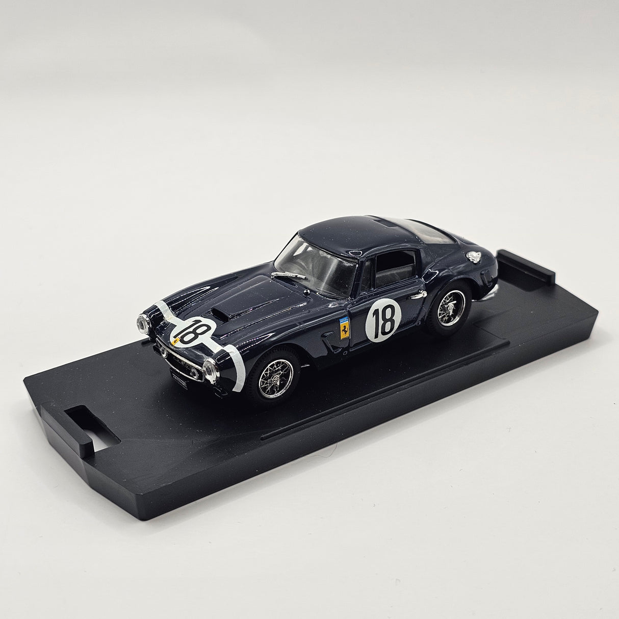 Bang Models Ferrari 250 SWB #18 Le Mans 1961 1/43 Scale