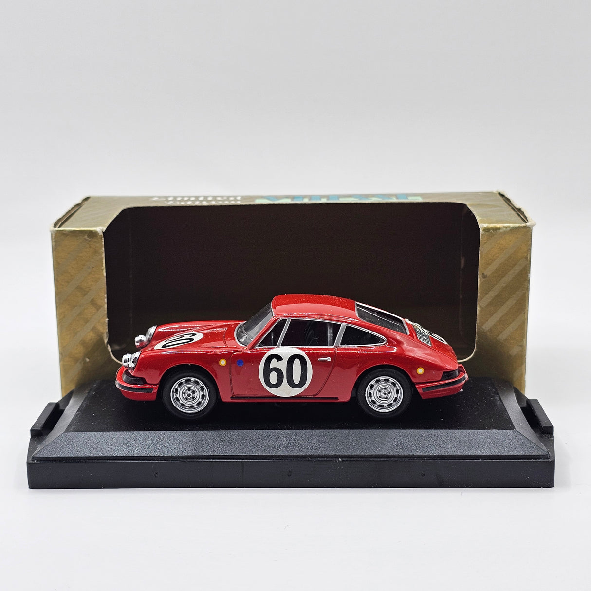 Vitesse Porsche 911 S #60 Le Mans 1967 1/43 Scale