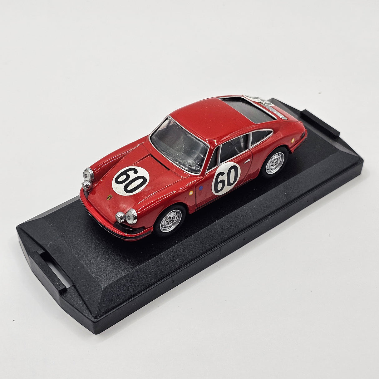 Vitesse Porsche 911 S #60 Le Mans 1967 1/43 Scale