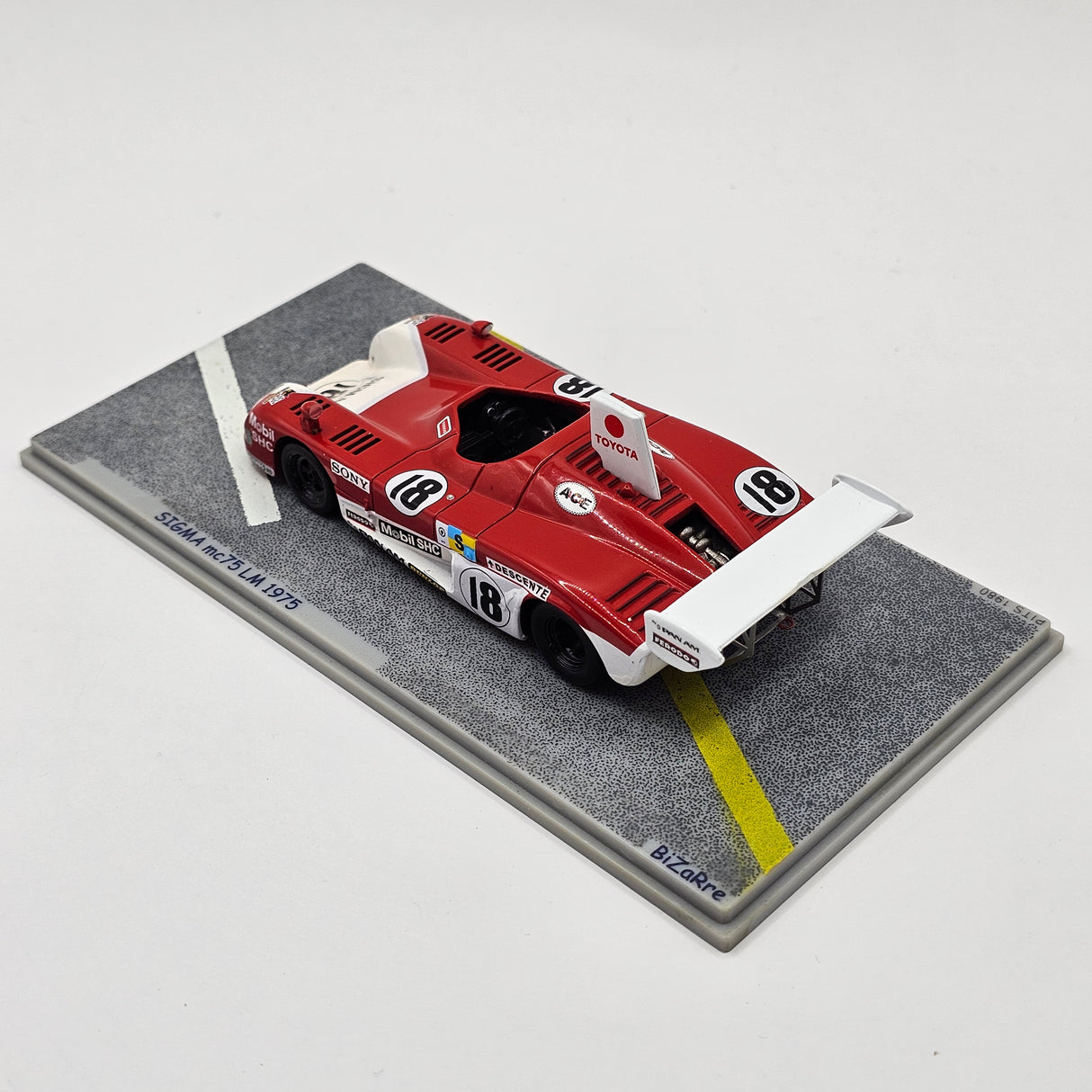 Bizarre by Spark Sigma MC 75 #18 Le Mans 1975 1/43 Scale