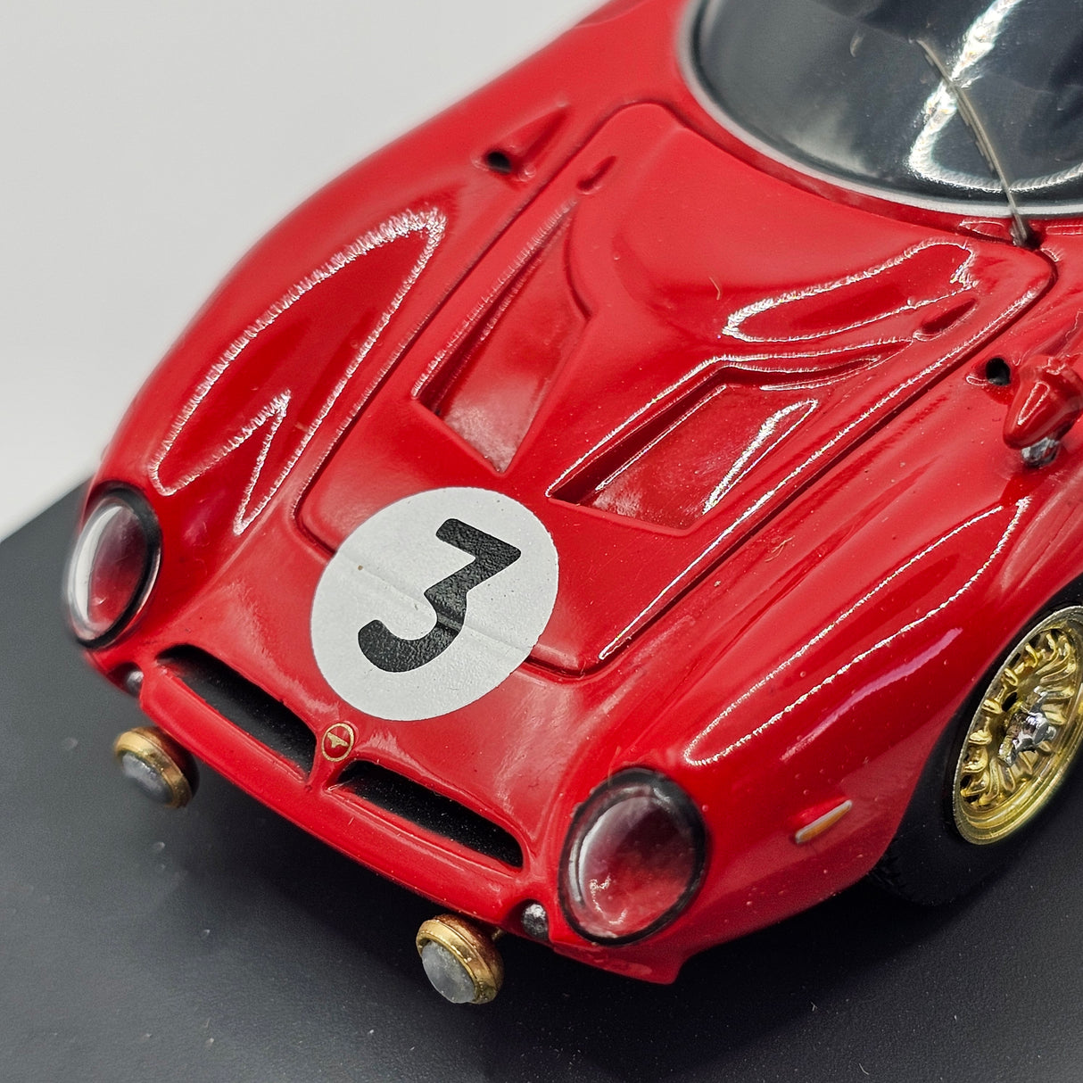 Spark ISO Grifo A3C Bizzarrini #3 Le Mans 1965 1/43 Scale