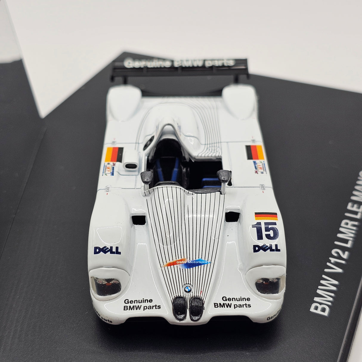 Revell Premium BMW V12 LMR #15 Le Mans 1999 Winner 1/43 Scale