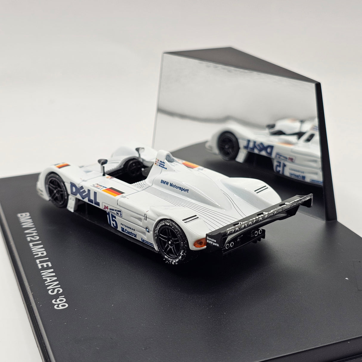 Revell Premium BMW V12 LMR #15 Le Mans 1999 Winner 1/43 Scale