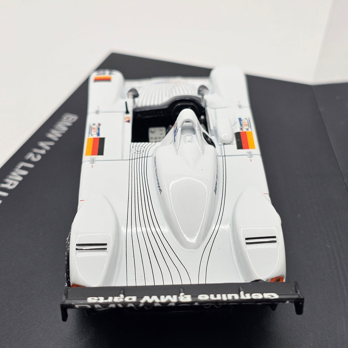 Revell Premium BMW V12 LMR #15 Le Mans 1999 Winner 1/43 Scale