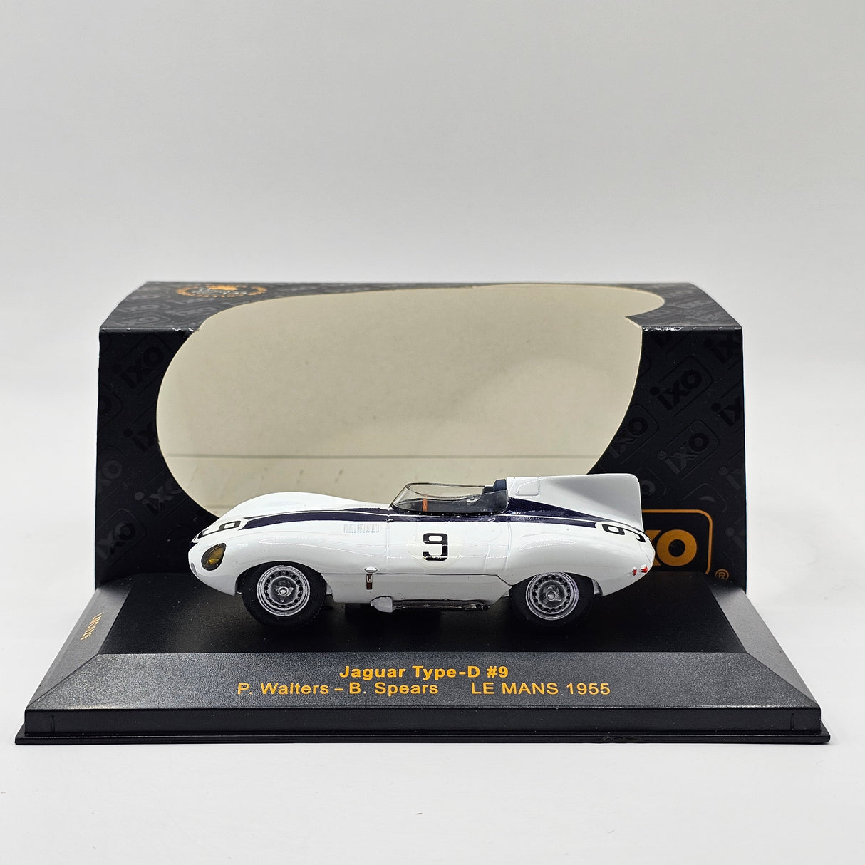 IXO Jaguar D Type #9 Le Mans 1955 1/43 Scale