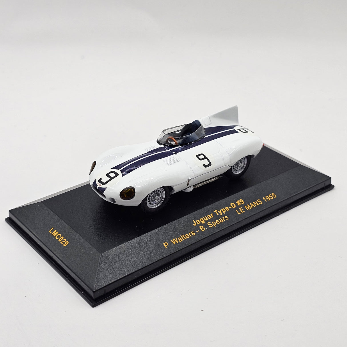 IXO Jaguar D Type #9 Le Mans 1955 1/43 Scale