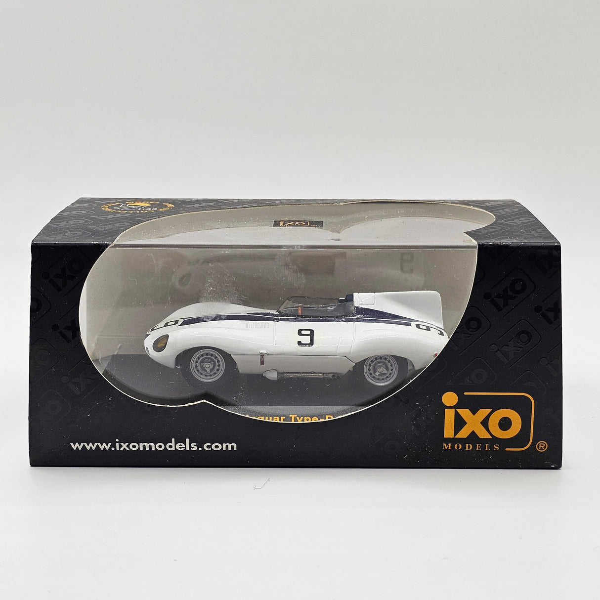 IXO Jaguar D Type #9 Le Mans 1955 1/43 Scale