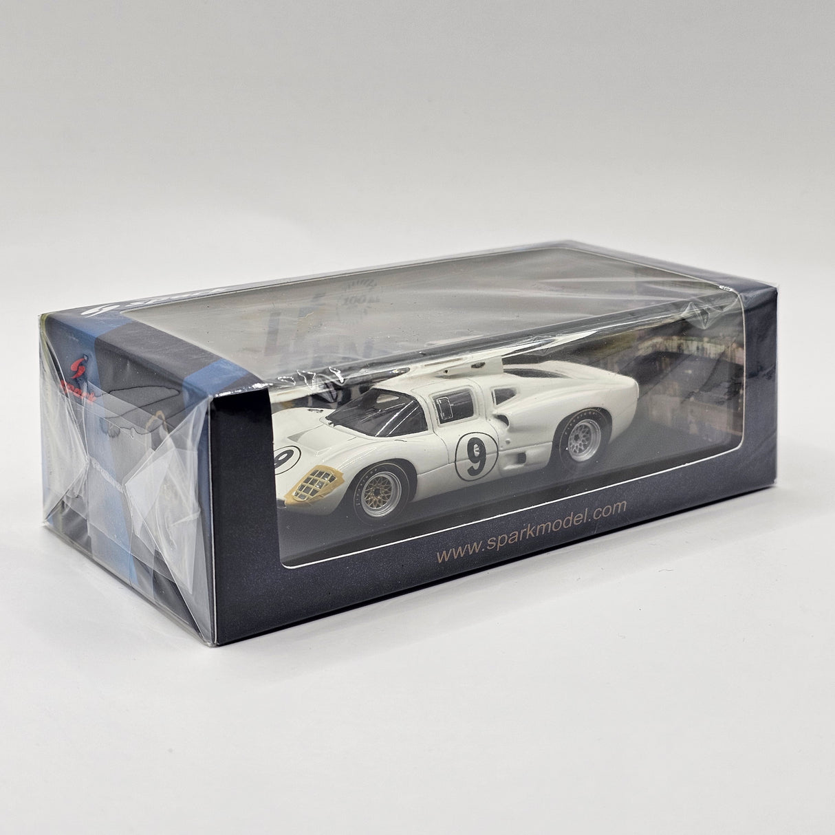 Spark Chaparral 2D #9 24H Le Mans 1966 P. Hill J. Bonnier 1/43 Scale