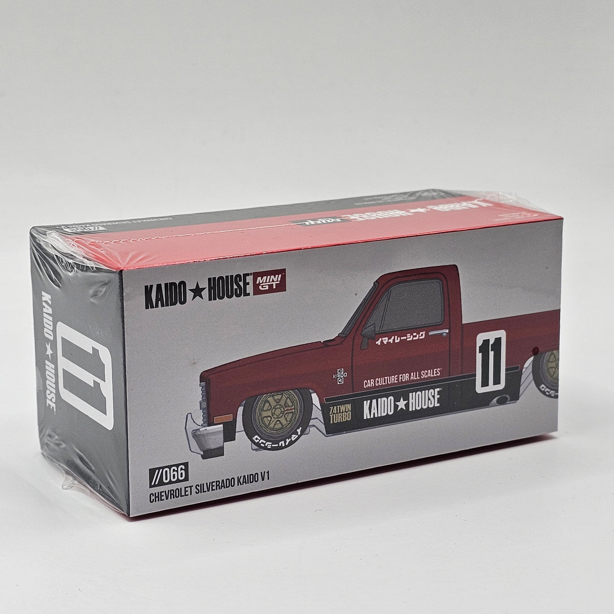 Mini GT x Kaido House Chevrolet Silverado Kaido V1 1/64 Scale
