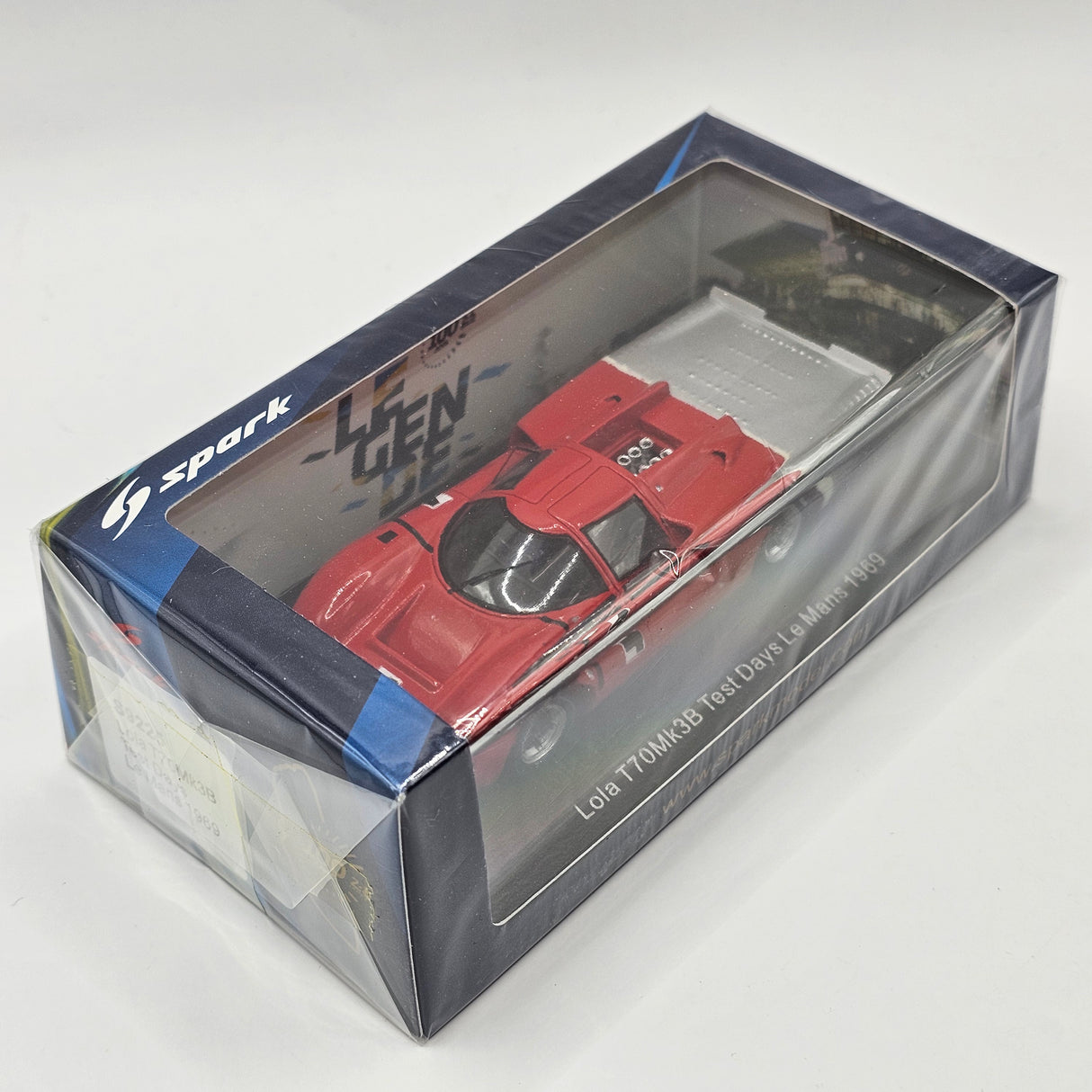 Spark Lola T70 MK3B Long Tail Le Mans 1969 Test Day 1/43 Scale