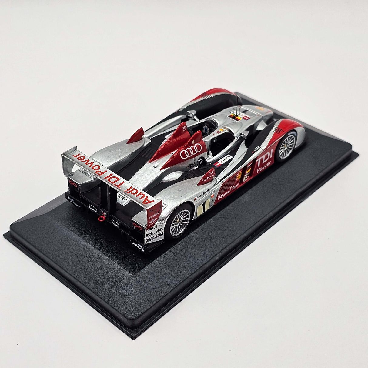IXO Audi R10 TDI #1 Le Mans Winner 2007 1/43 Scale LM2007