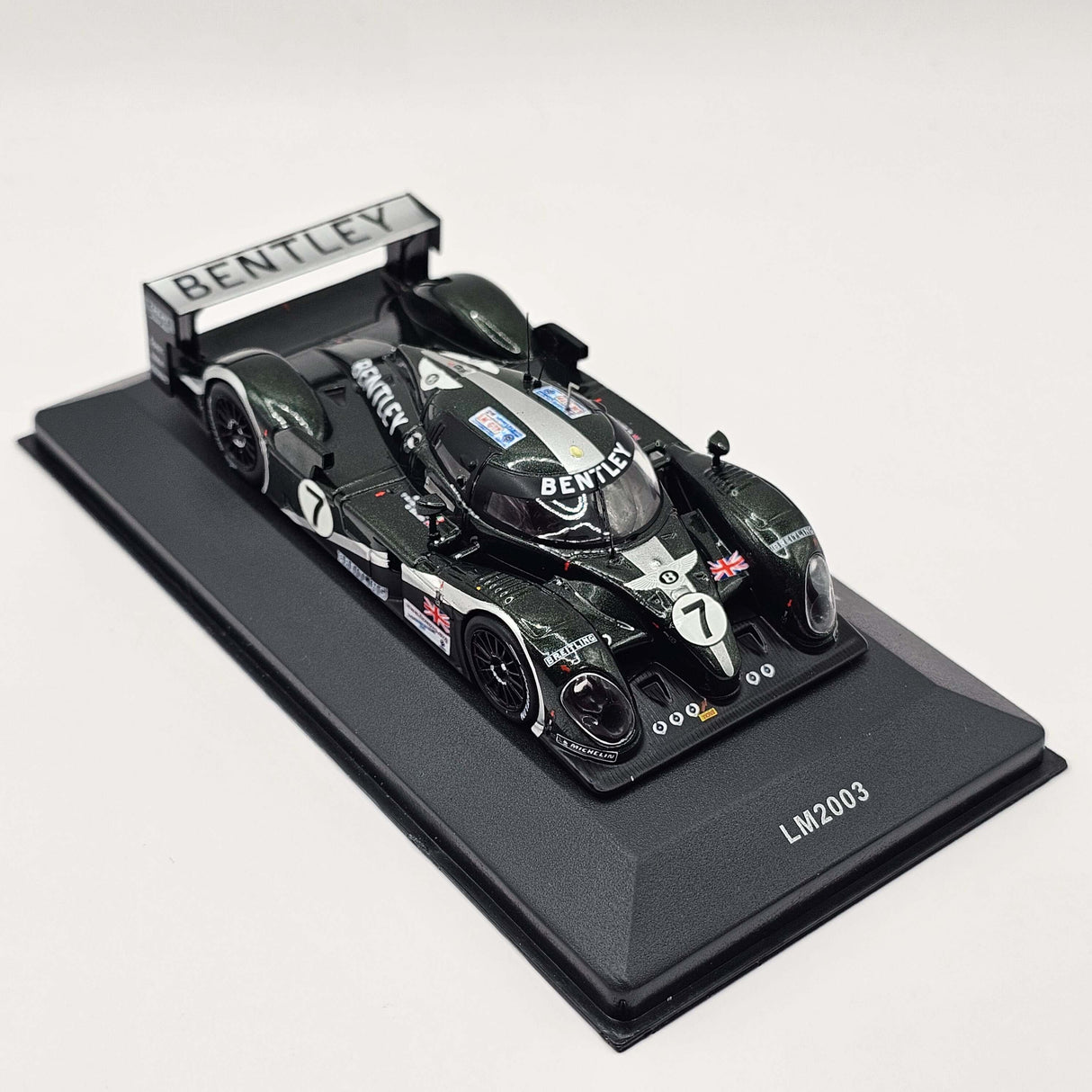 IXO Bentley Speed 8 #7 Winner 24h Le Mans 2003 Preloved 1/43 Scale