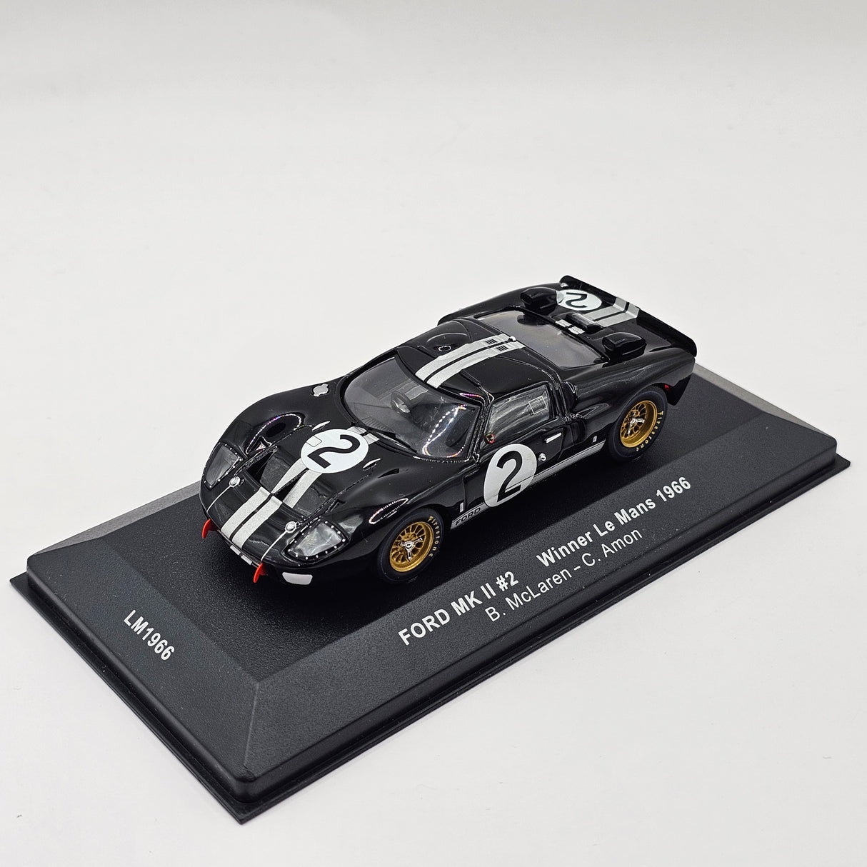 IXO Ford GT40 MK II #2 Le Mans Winner 1966 1/43 Scale LM1966