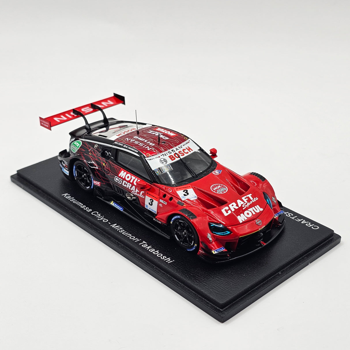 Spark Nissan Craftsports Motul Z #3 NDDP Racing GT500 Super GT 2022 Chiyo/Takaboshi 1/43 Scale