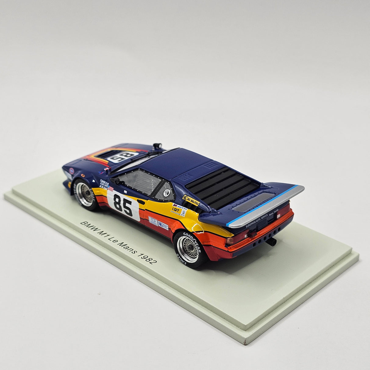Spark BMW M1 #85 Le Mans 1982 1/43 Scale S6406