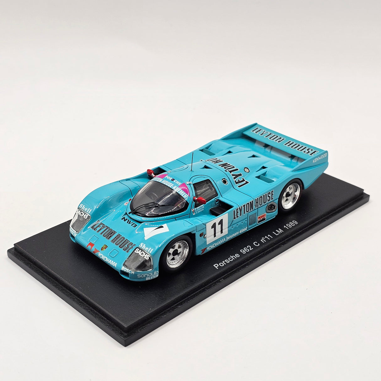 Spark Porsche 962C #11 Team Porsche Kremer Racing Le Mans 1989 1/43 Scale