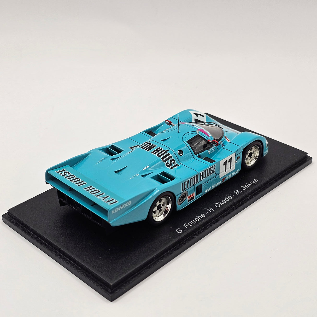 Spark Porsche 962C #11 Team Porsche Kremer Racing Le Mans 1989 1/43 Scale