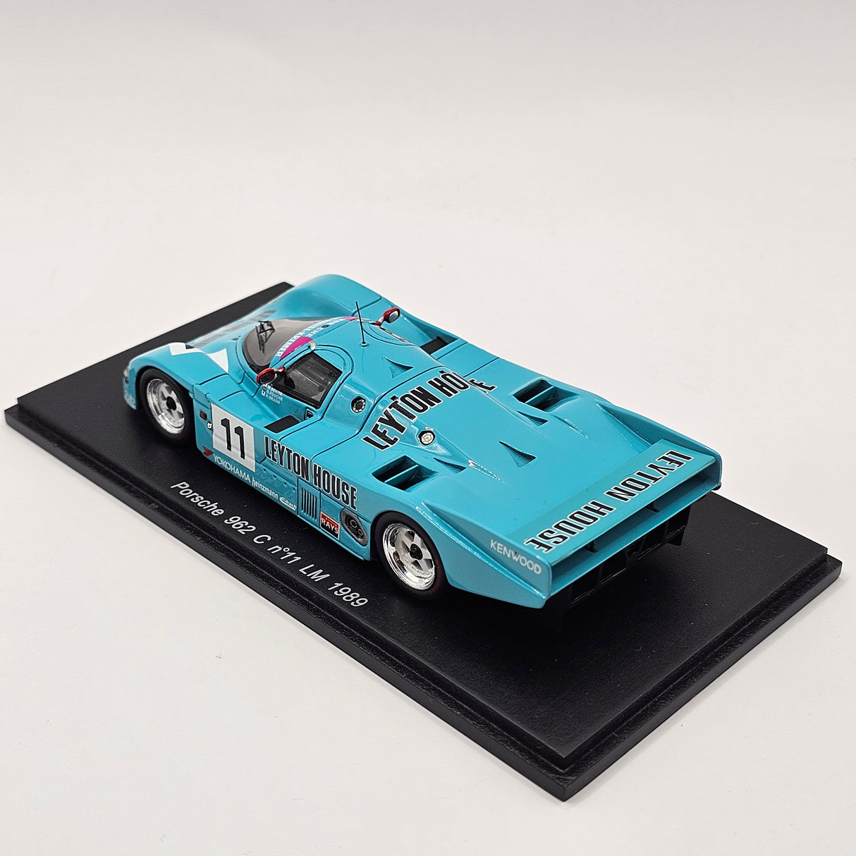 Spark Porsche 962C #11 Team Porsche Kremer Racing Le Mans 1989 1/43 Scale