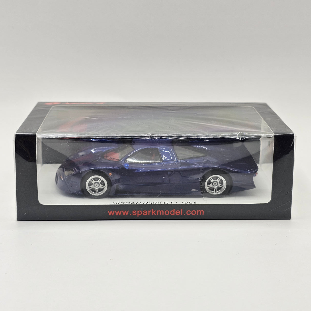 Spark Nissan R390 GT1 Road Car Metallic Blue 1998 1/43 Scale