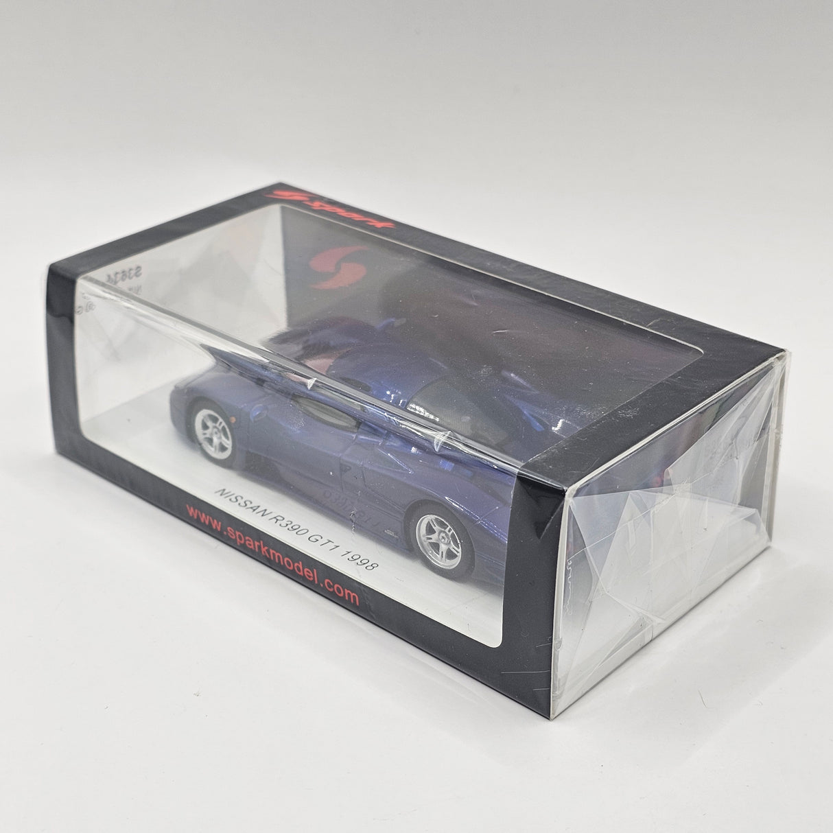 Spark Nissan R390 GT1 Road Car Metallic Blue 1998 1/43 Scale