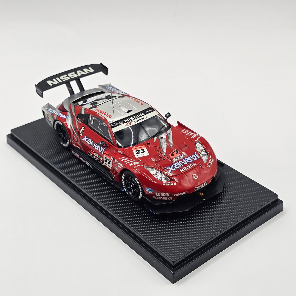 EBBRO Nissan Z No. 23 Xanavi Nismo (Late Version) Super GT GT500 2007 1/43 Scale
