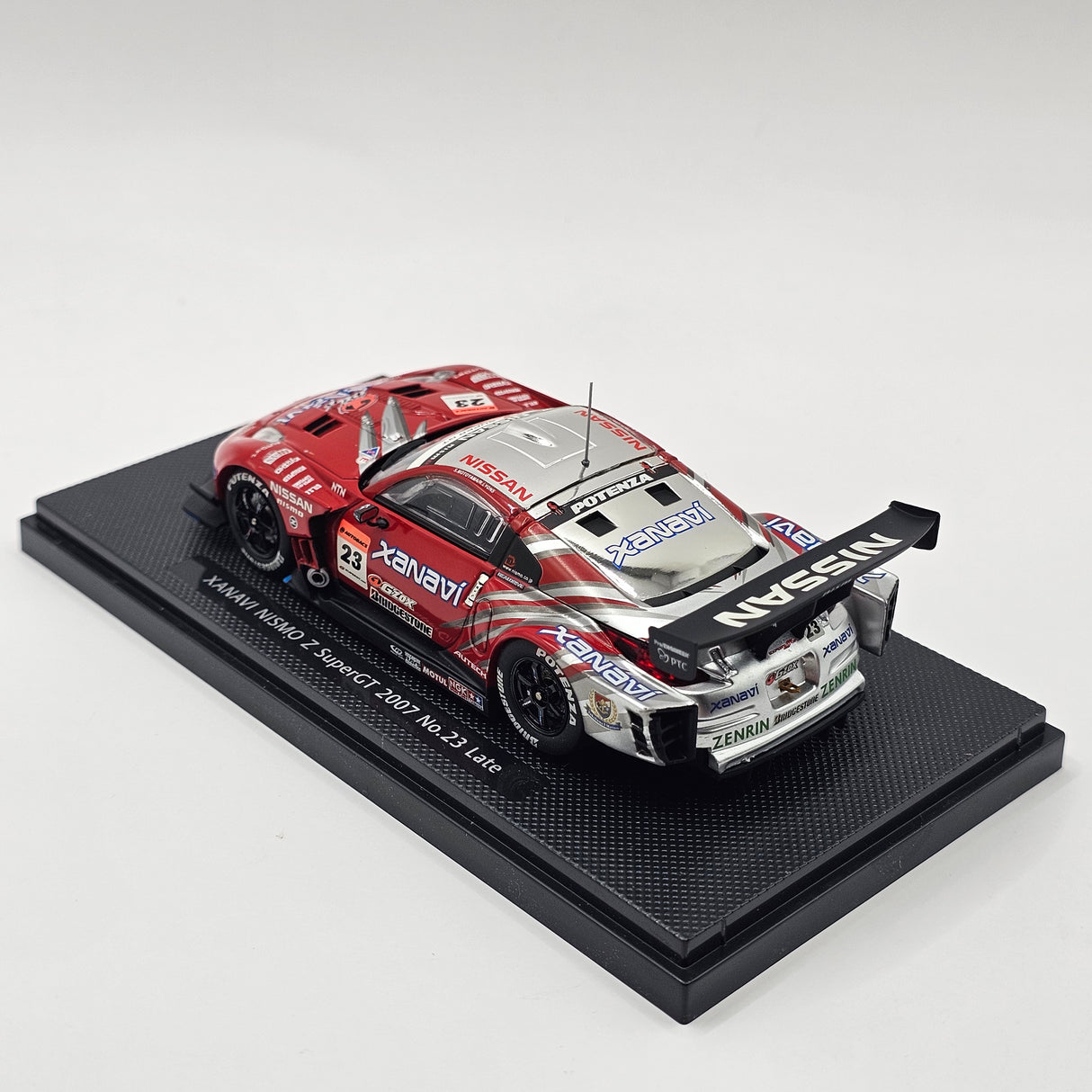EBBRO Nissan Z No. 23 Xanavi Nismo (Late Version) Super GT GT500 2007 1/43 Scale