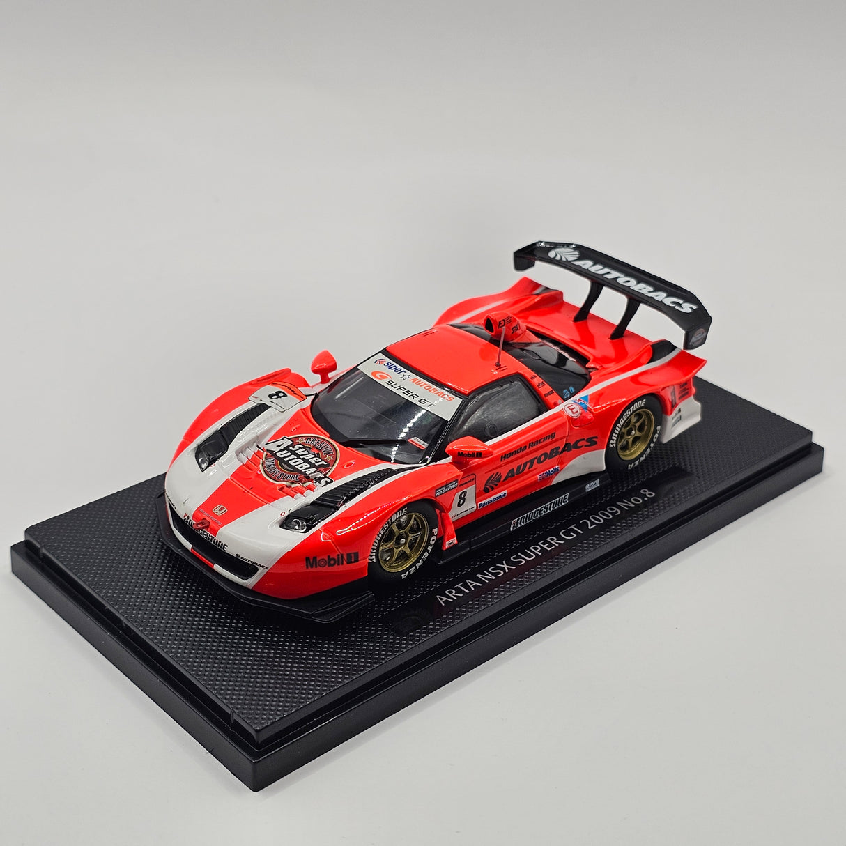EBBRO Honda NSX No. 8 Autobacs ARTA Super GT GT500 2009 1/43 Scale