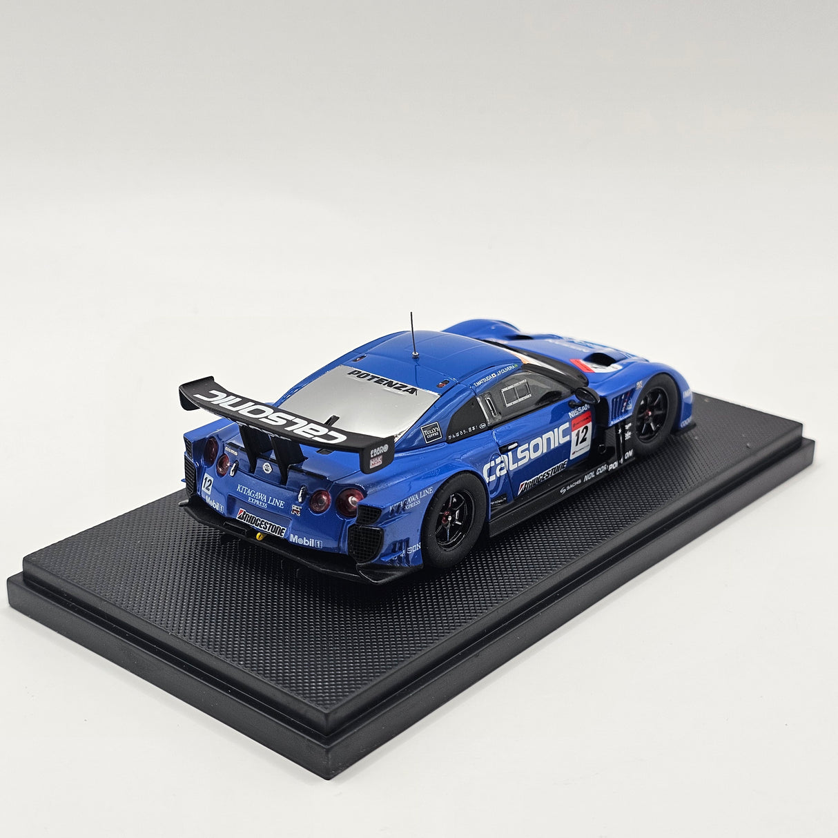 EBBRO Nissan GT-R No. 12 Calsonic Impul Super GT GT500 Rd. 2 Fuji 2011 1/43 Scale