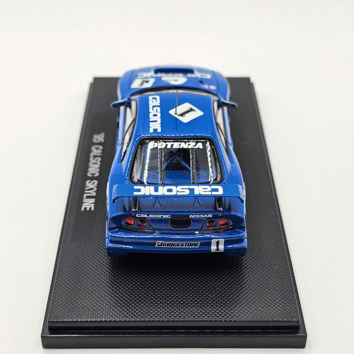EBBRO Nissan Skyline R33 GT-R #1 Calsonic JGTC 1995 1/43 Scale