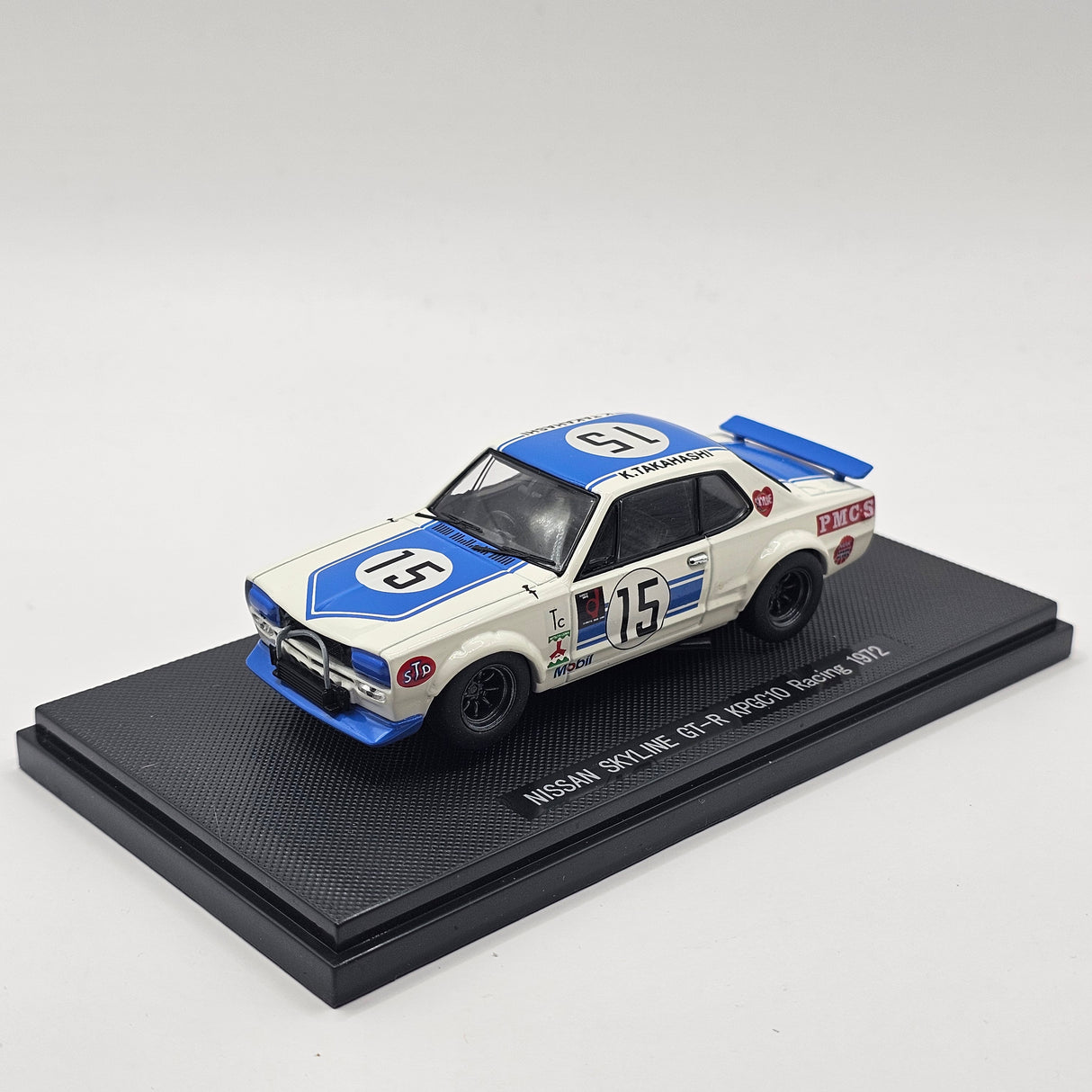 EBBRO Nissan Skyline GT-R KPGC10 Racing #15 (White/Blue) 1/43 Scale