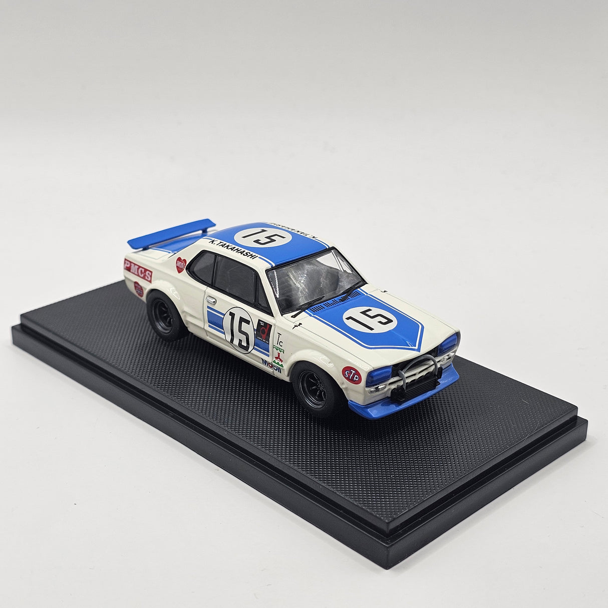 EBBRO Nissan Skyline GT-R KPGC10 Racing #15 (White/Blue) 1/43 Scale