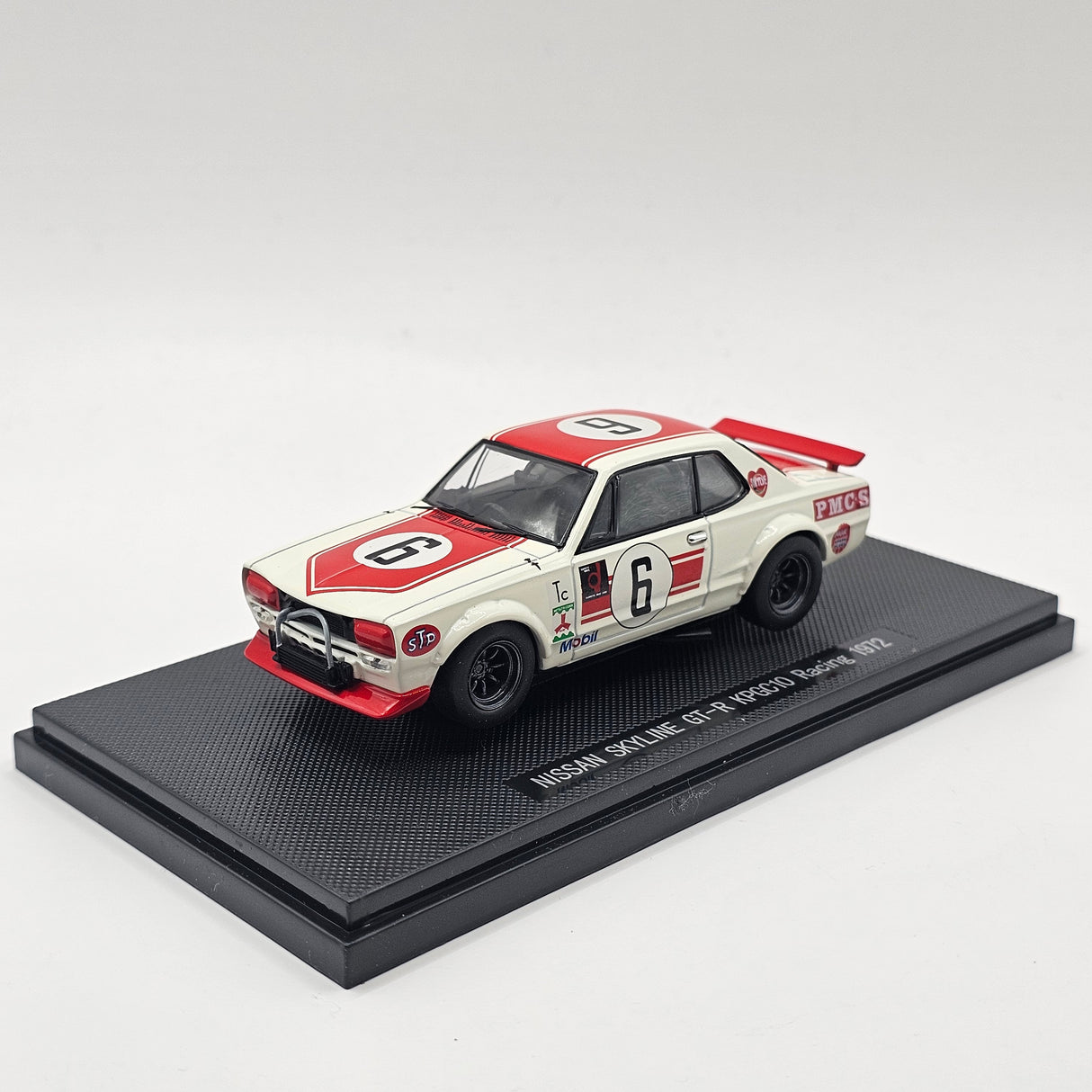 EBBRO Nissan Skyline GT-R KPGC10 Racing #6 (White/Red) 1/43 Scale