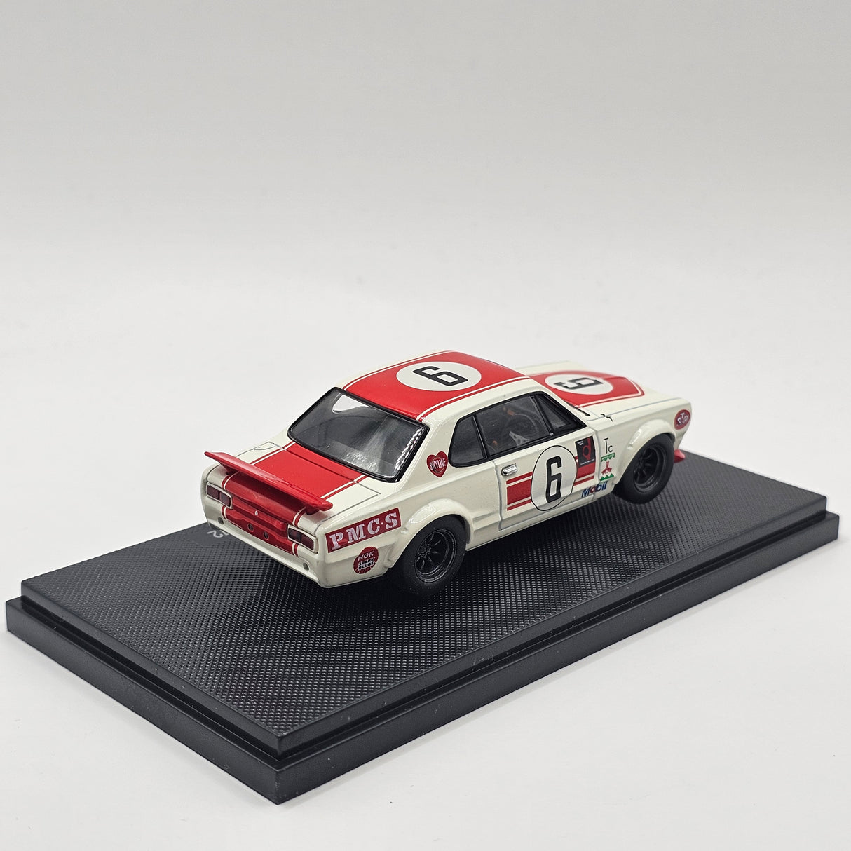 EBBRO Nissan Skyline GT-R KPGC10 Racing #6 (White/Red) 1/43 Scale