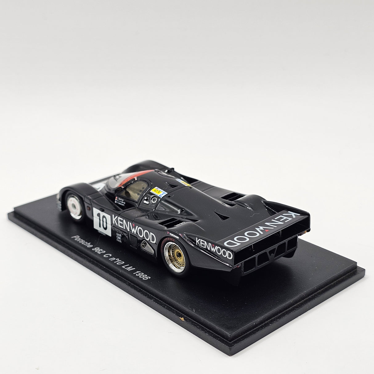Spark Porsche 962C No.10 Porsche Kremer Racing Le Mans 1986 1/43 Scale KBS013