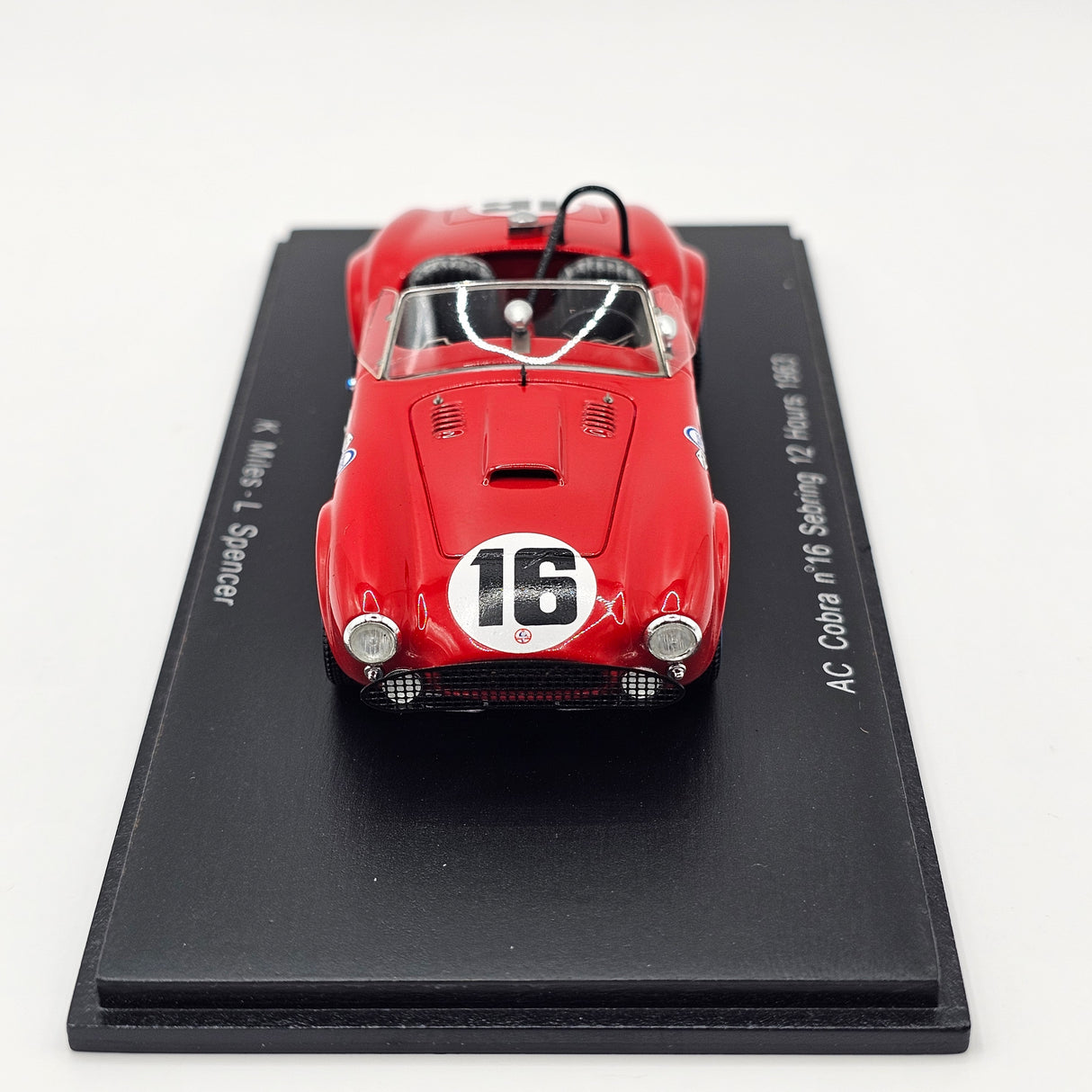 Spark AC Shelby Cobra 1963 Sebring 12 Hours No.16 Ken Miles 1/43 Scale S1180