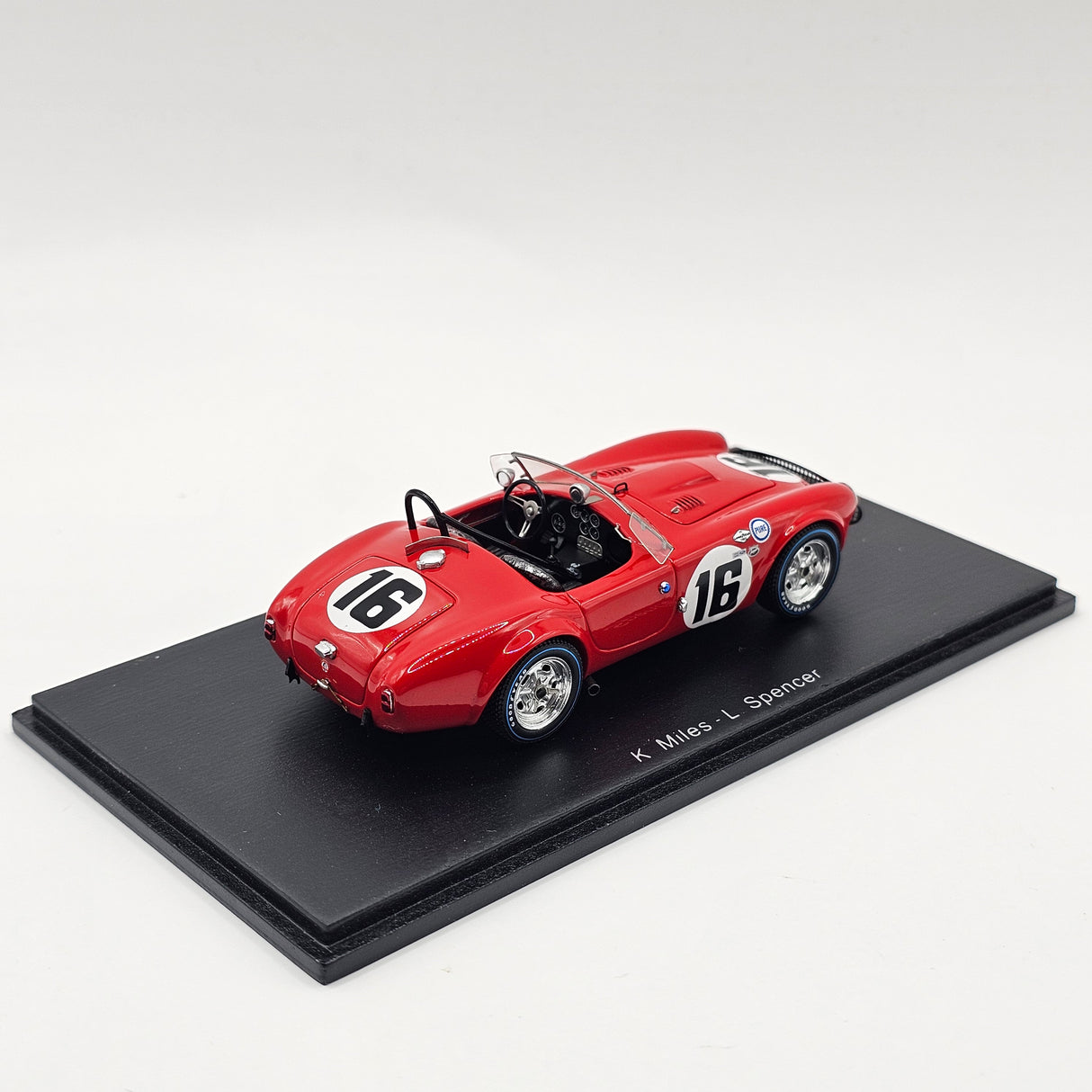 Spark AC Shelby Cobra 1963 Sebring 12 Hours No.16 Ken Miles 1/43 Scale S1180
