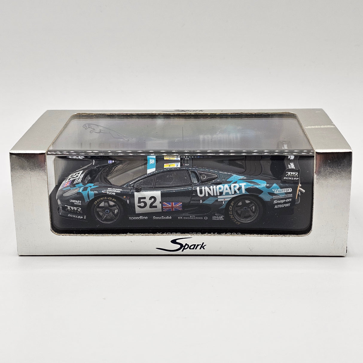 Spark Jaguar XJ220 No.52 TWR Jaguar Racing Le Mans 1993 1/43 Scale