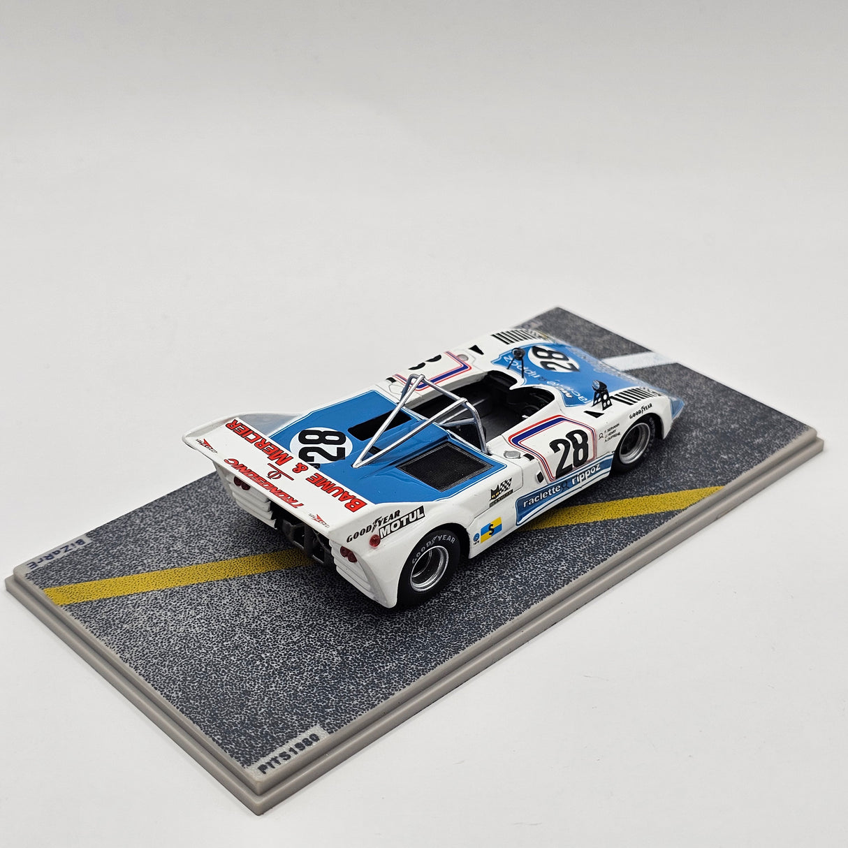 Bizarre by Spark Lola T294 Simca #28 Société R.O.C. 1975 Le Mans 1/43 Scale