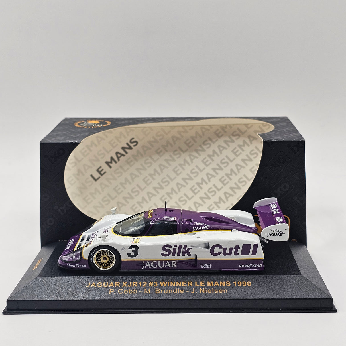 IXO Jaguar XJR-12 #3 Silk Cut Jaguar Le Mans Winner 1990 1/43 Scale LMC008