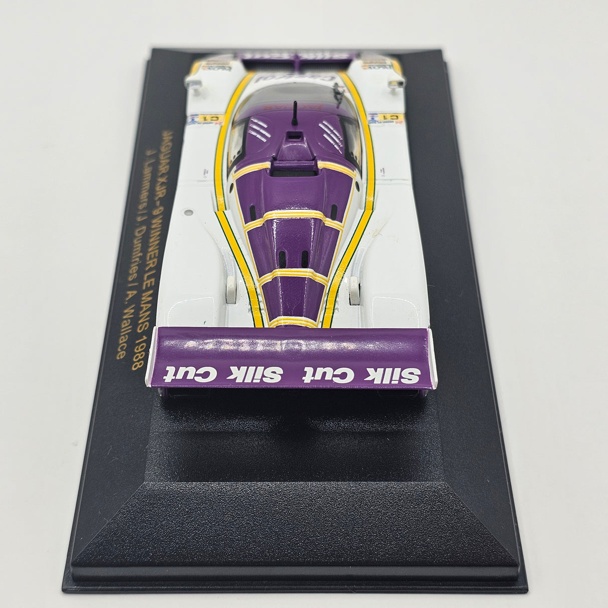 IXO Jaguar XJR-9 #2 Silk Cut Jaguar Le Mans Winner 1988 1/43 Scale LMC002