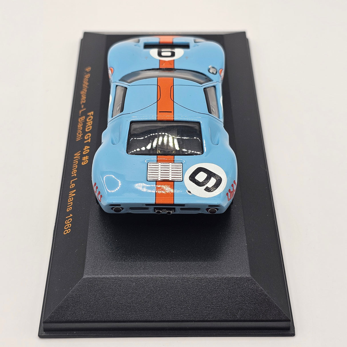 IXO Ford GT40 #9 JW Automotive Engineering Le Mans Winner 1968 1/43 Scale LMC025