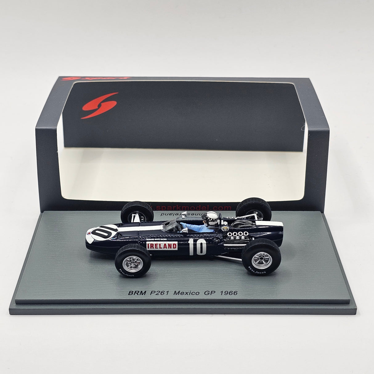 Spark BRM P261 #10 Innes Ireland Mexico GP 1966 1/43 Scale S5275