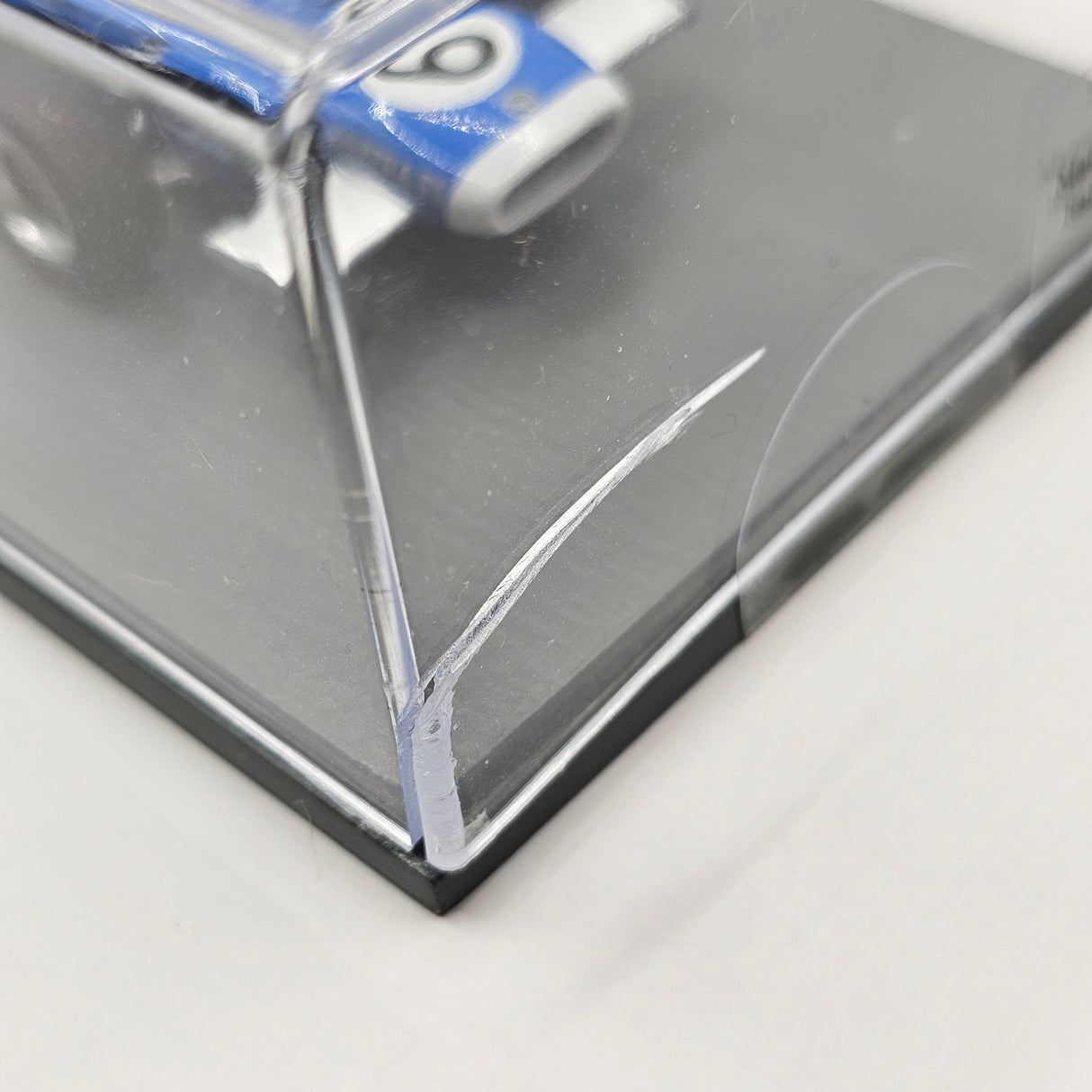 Spark Matra MS11 #6 J.Pierre Beltoise Italian GP 1968 1/43 Scale S7185