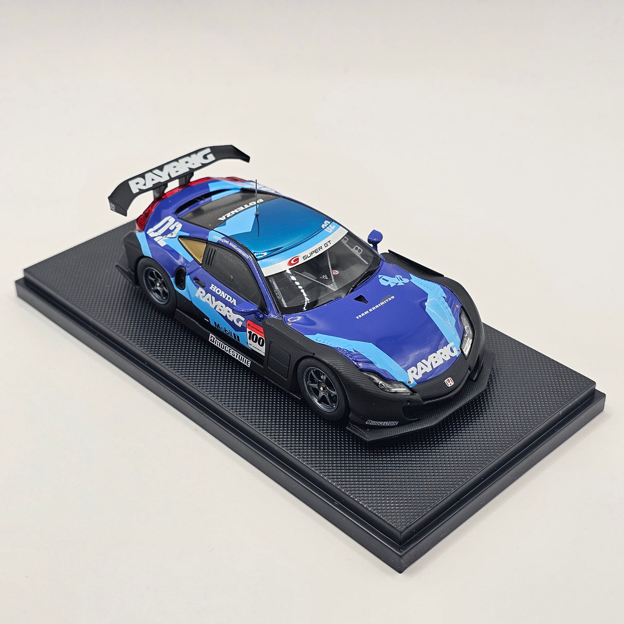 EBBRO Honda HSV-010 #100 Raybrig Super GT GT500 2011 Winter Test 1/43 Scale